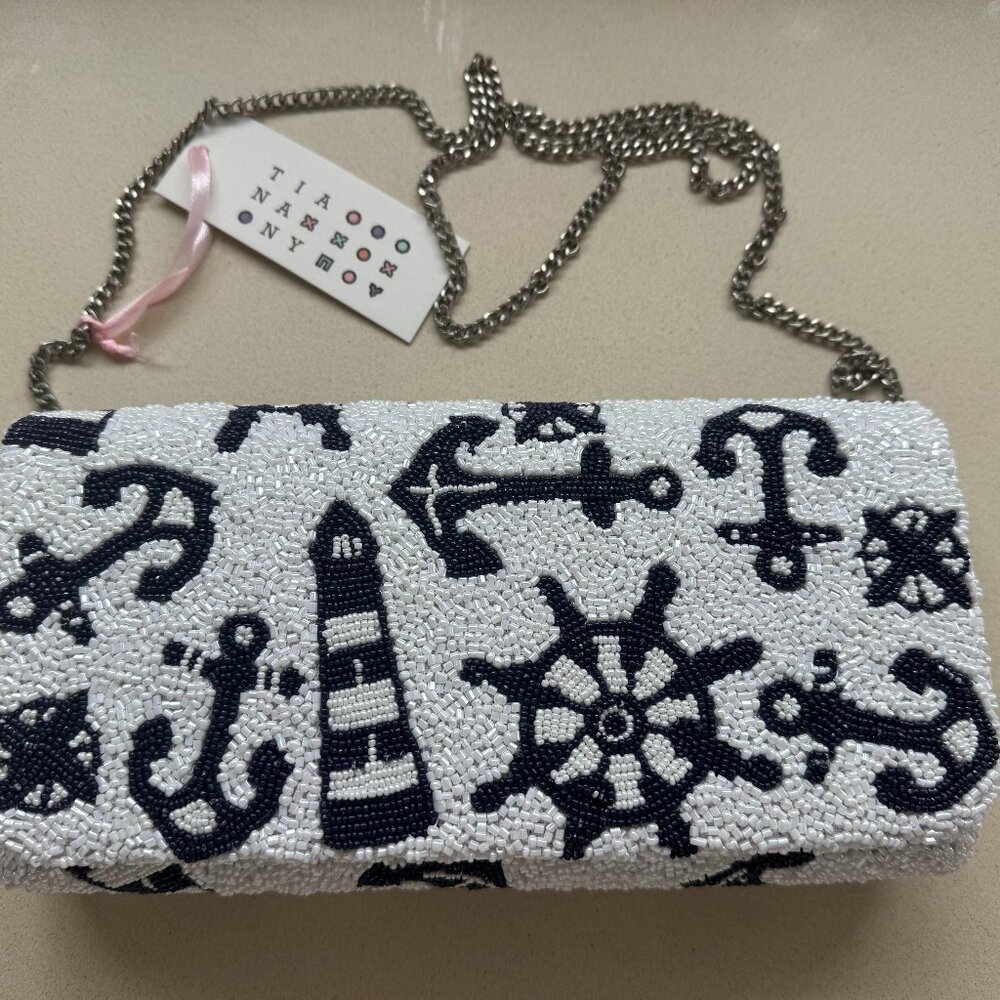 Tiana NY Clutch